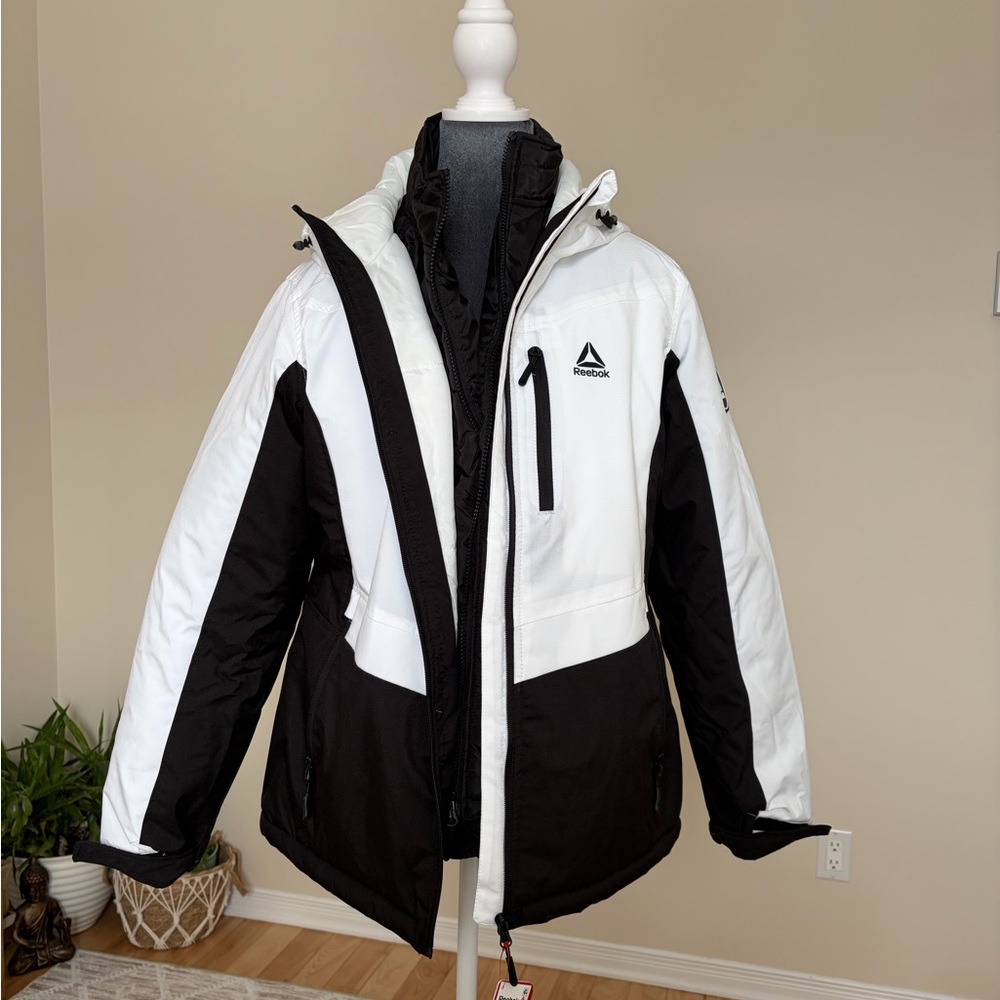 Reebok 3-in-1 jacket – White & Black – Size Large